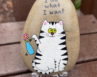 Gattino gatto bianco dipinto roccia, arte in pietra, regalo per il proprietario del gatto, arredamento per la casa, gatto divertente, regalo per amante dei gatti, motivazionale