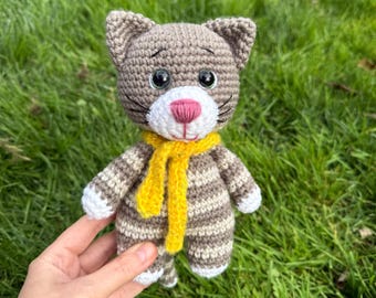 Crochet Tabby Cat Pattern: Easy Beginner Kitten Tutorial (Digital Download)