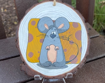 Muis grijs met kaas, geschilderde houten plak/cirkel, kunst, cadeau, woondecoratie, grappige muis