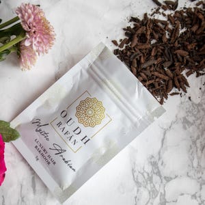 Organic Hair Bakhoor Chips - Mystic Arabian - with oud and sage dust. Infused with smokey lavender, citrusy frankincense, patchouli and oud