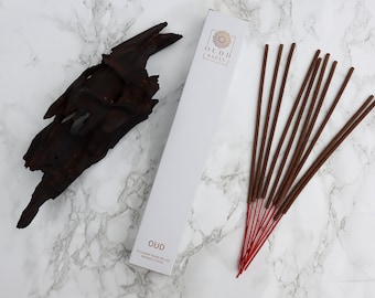 Incienso de madera de agar enrollado a mano: Oud camboyano, aroma terroso