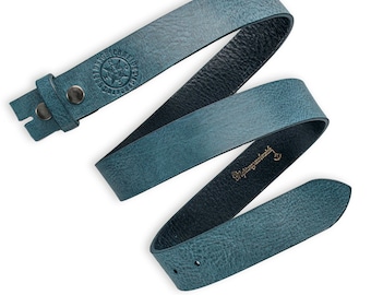 Jeans-colored interchangeable belt