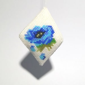 3D Peyote Pod &quot;Blue Petals &quot; Pattern 25 Rows WARNING - This is NOT for a BEGINNER. This is an advanced pattern.