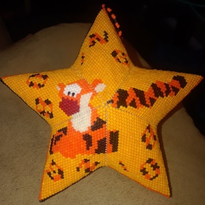 3D Peyote Star &quot;Jumping Jack&quot; Pattern 25 rows is a fun pattern to make.This is NOT for a BEGINNER. This is an advanced pattern.