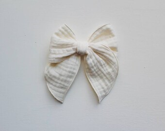 white hair bow fable bow White linen fable linen gauze