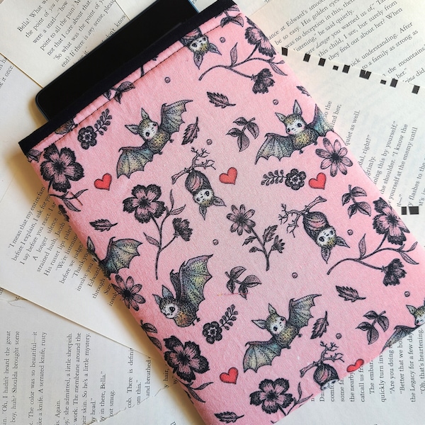 Bats Book Sleeve, Reading Gift for Her, Bookish Merch, Padded Book Cover, Halloween Book Cover, E-Reader Pouch, Reader Merch, Bibliophile