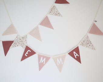 Kinderzimmerdekoration Wimpelkette Boho Blumen mit Namen, Wimpelgirlande, Wimpelkette personalisiert
