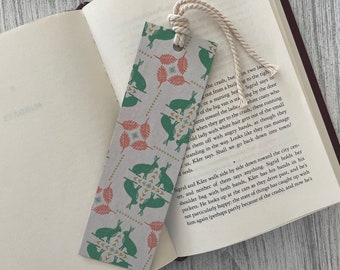 Bunnies Bookmark with Macrame Tied Tassel, Fairytale Book Themed Bookmarks, Easter Bunny Gift for Reader, Decoupaged Paper Bookmarks