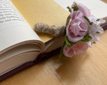 Flower Bouquet Bookmark