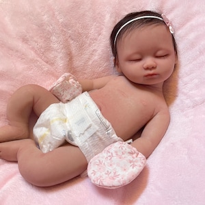 Full body silicone reborn baby Boy or Girl, Preemie size at 15 inches long and 4 pounds