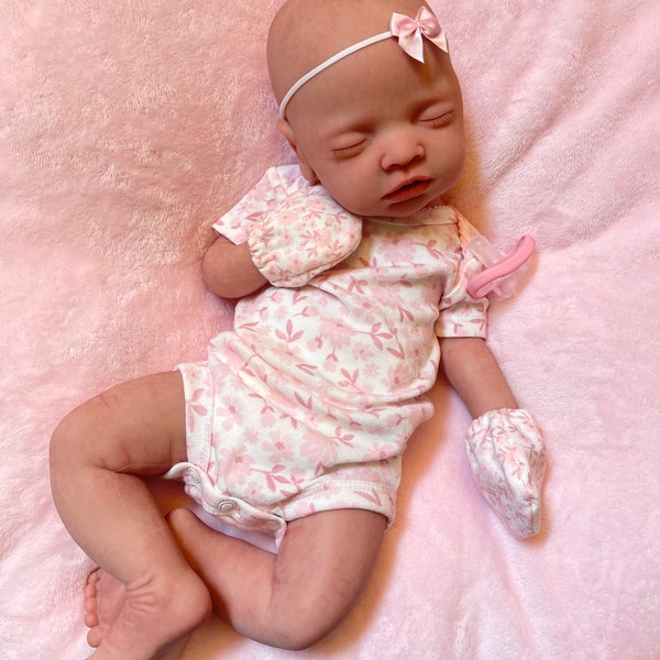 Full body silicone baby reborn anatomically correct baby GIRL or BOY 18” approx 7lbs BALD