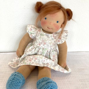 CHIARA Puppe 33 cm 13 Waldorfpuppe, Puppe auf Bestellung, hellbraune lange Mohair Haare, blaue Augen, Gliederpuppe, Montessori Lernpuppe Bild 4