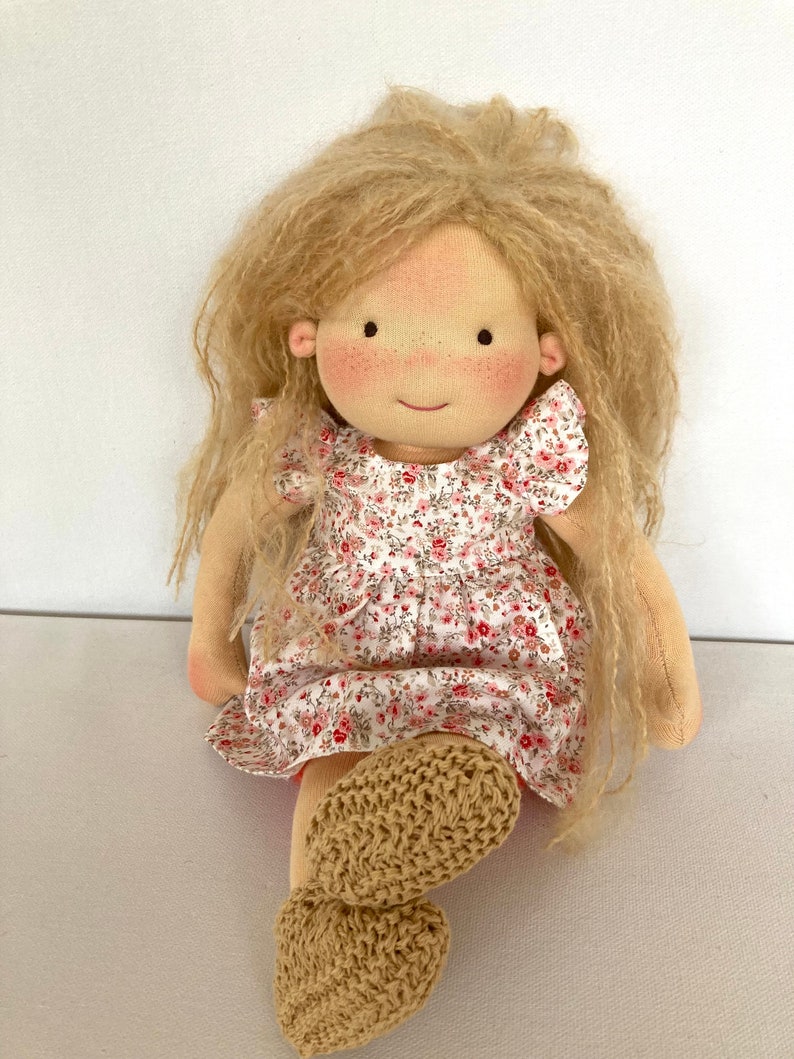 LENA Puppe 38 cm 15 Wunschpuppe auf Bestellung, Waldorfpuppe, Stoffpuppe, Waldorfart, Erdtöne, lange blonde Mohair Haare, braune Augen Bild 5