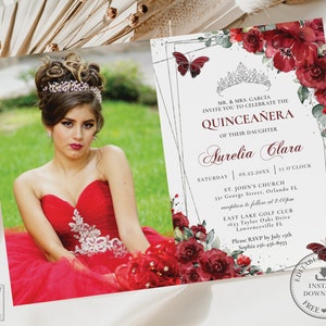 Rode rozen bloemen vlinders zilveren Quinceañera foto uitnodiging BEWERKBARE SJABLOON Kweepeer 15e 16e verjaardag Instant Download afdrukbare QC13