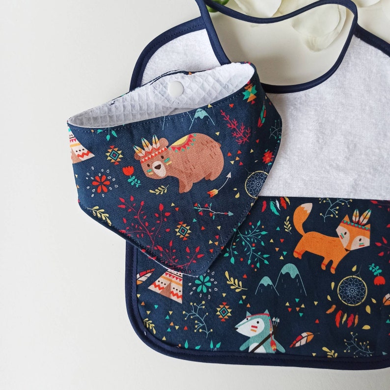 Classic bib set and bandana pig raccoon tare animals birth gift