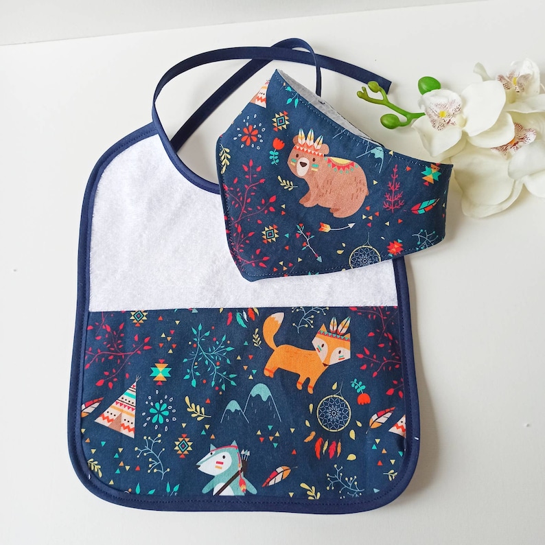 Classic bib set and bandana pig raccoon tare animals birth gift