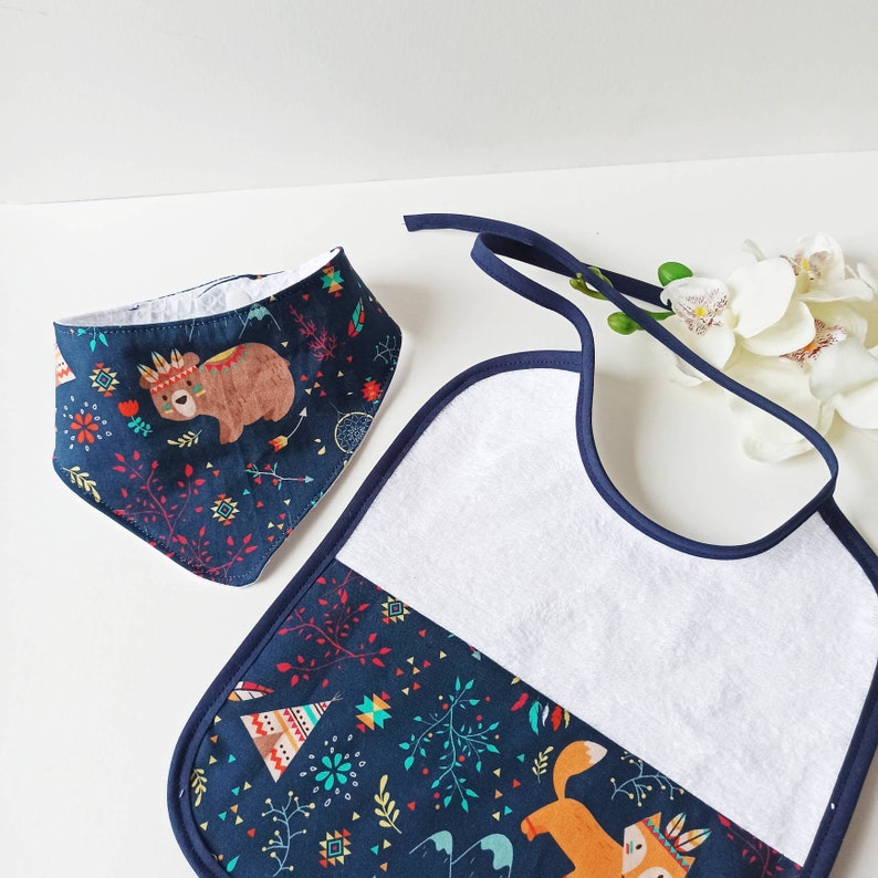 Classic bib set and bandana pig raccoon tare animals birth gift
