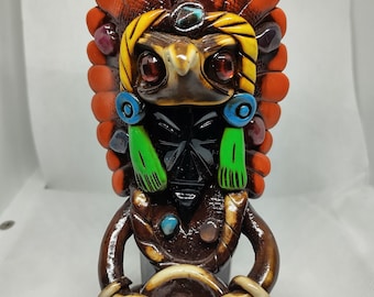 Due per 170 (solo uno 40) Guerrieri aquila e giaguaro in ossidiana intagliati a mano e decorati con argilla cotta