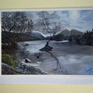 Carte de Snowdonia. Arbre Llyn Padarn. Peinte à la main. L'arbre solitaire. Snowdonia. Jour de la Saint David. L'hiver à Snowdonia.