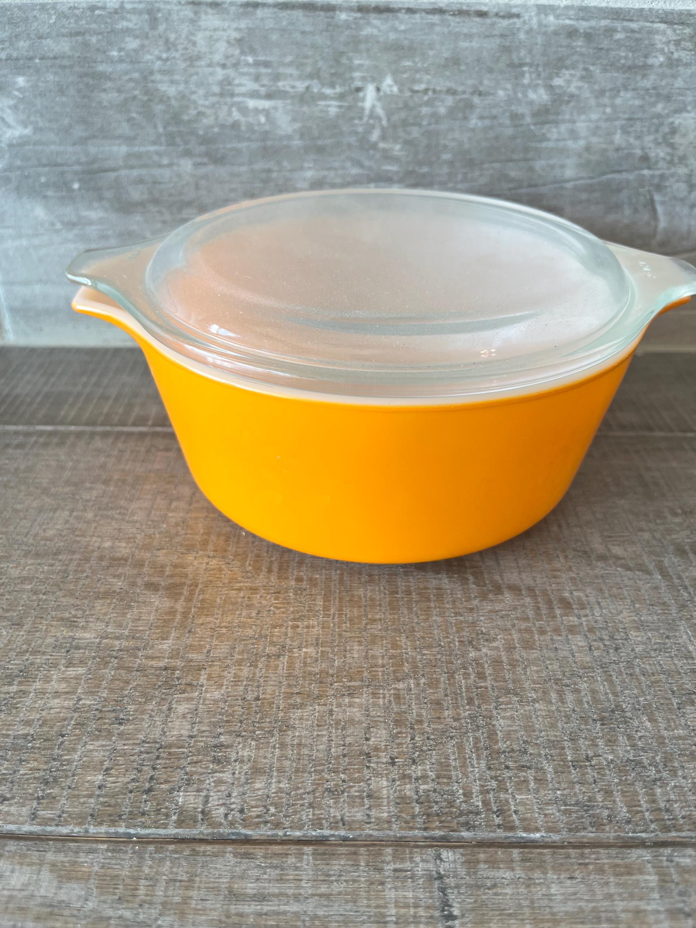 Vintage Pyrex 472 Orange Casserole Dish 1.5 Pt. WITH Lid (2pcs)