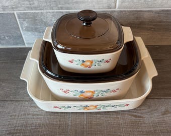 Vintage Corning Ware Abundance casserole dish with lid 10X10”X4” & 6.5”X3” lasagna pan 12.5”X10.5”X2.5” (5pcs)