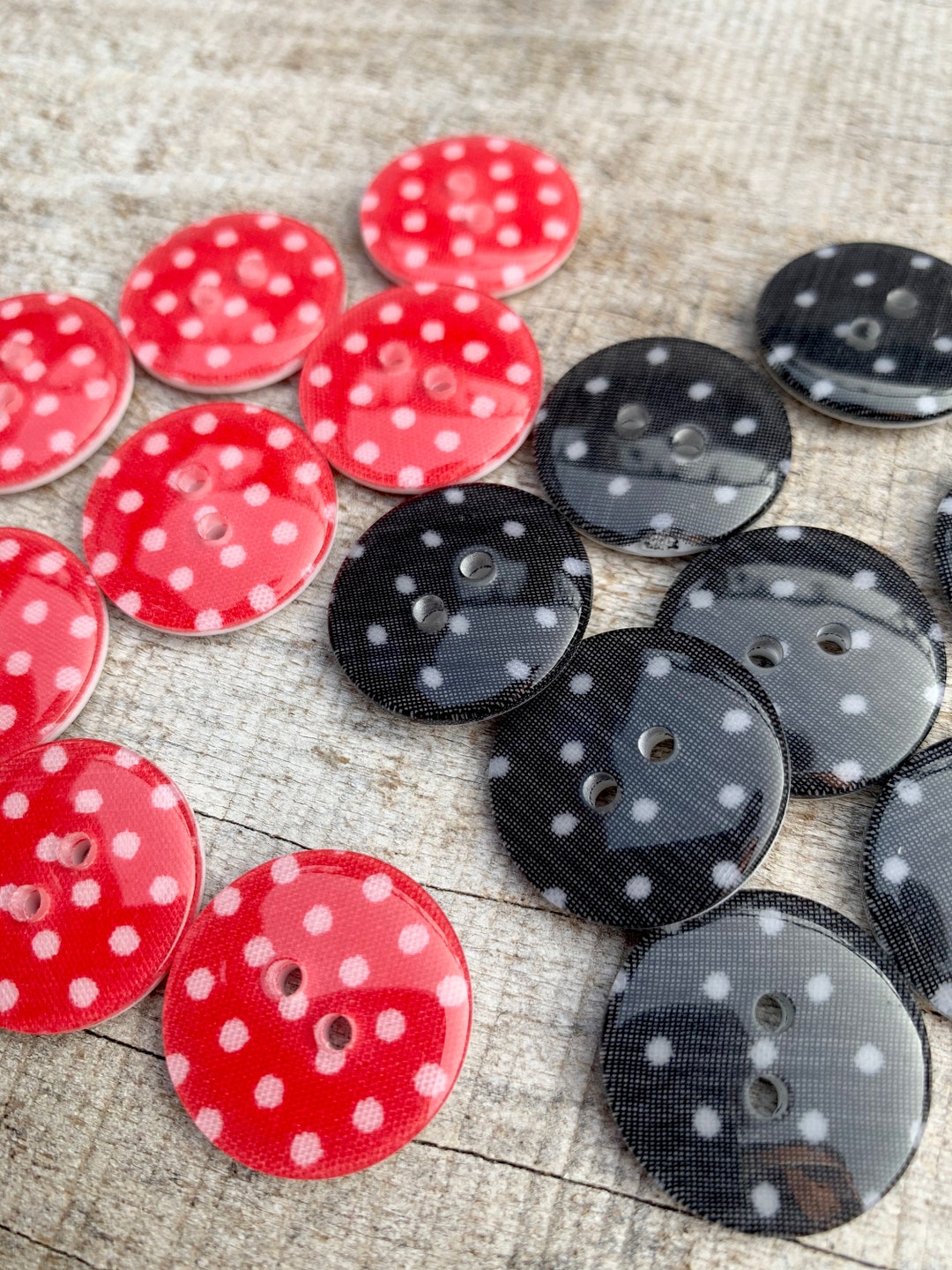 4 Pcs. Buttons With White Dots two Colors to Choose From From JIM KNOPF ...