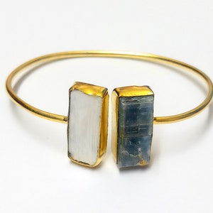 Raw Kyanite & Selenite Cuff Bracelet – Adjustable Gold Plated Open Bangle – Healing Crystal Jewelry – Handmade Boho Gift for Her