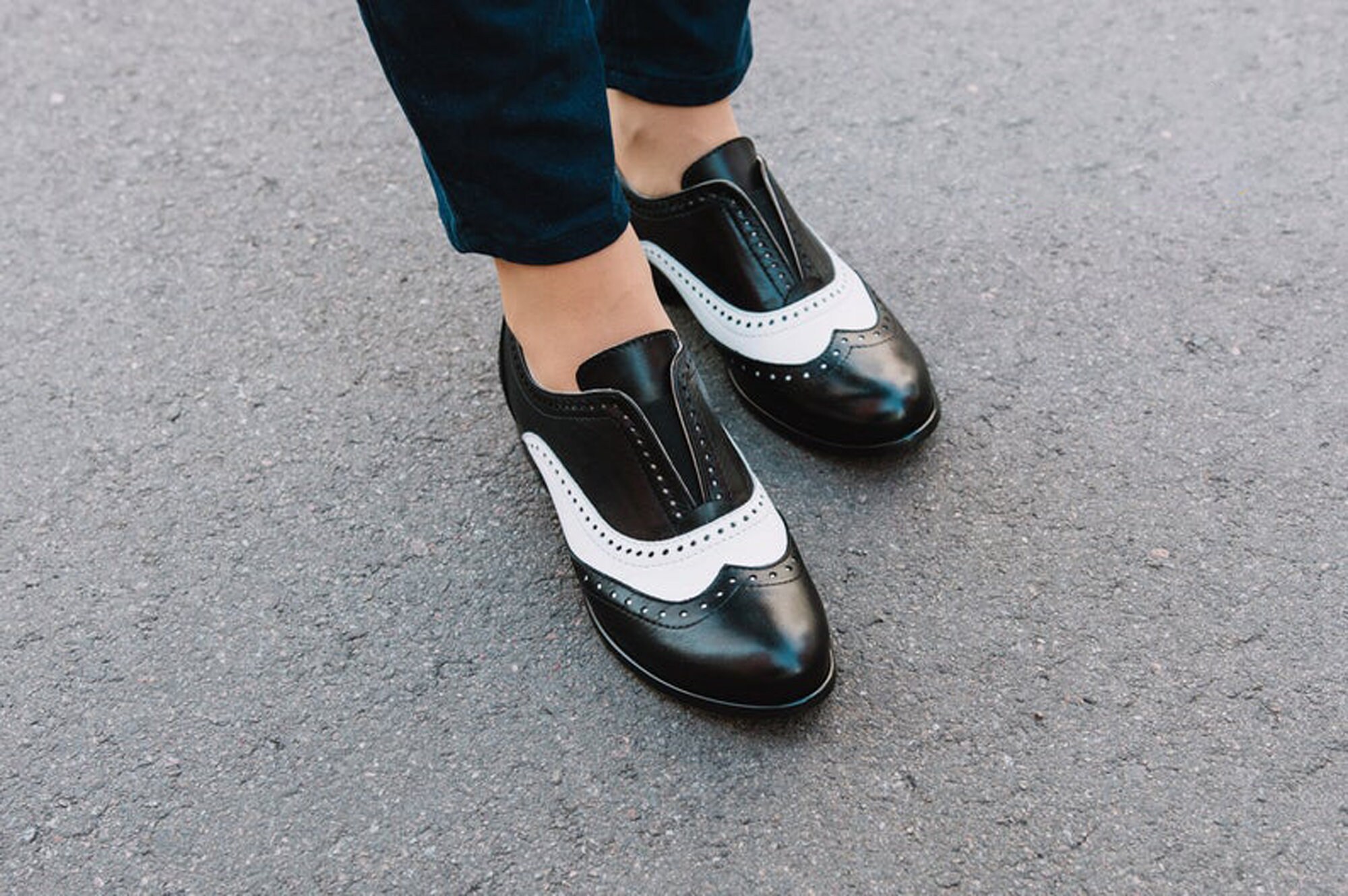 custom saddle shoes