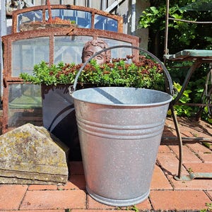 Antique & 30 liter zinc bucket*bucket*kitchen bucket*water bucket*farmer&#39;s bucket*metal bucket*vintage bucket...antique zincware*vintage decoration
