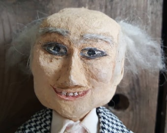 RZADKI! Antyczna lalka: przedstawienie prostego mężczyzny*rolnika z około 1920 roku...ręcznie wykonane z papier-mache