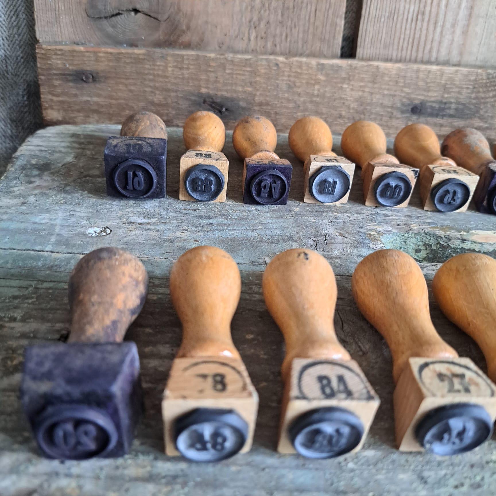希少！古い切手18枚*番号付き切手 - Etsy 日本