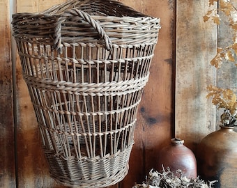 French vintage wicker basket with 6 compartments for small bottles