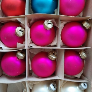 11 antique LAUSCHA Christmas baubles*antique german Christmas ornament*antique Christmas tree balls.. antique Christmas & Farmhouse Deco