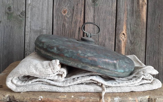 RARE bassin de lit antique et fait à la main bouillotte en cuivre