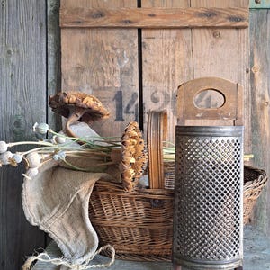 RARE! Antique & primitive grater*kitchen grater*hand grater ... antique kitchen utensil