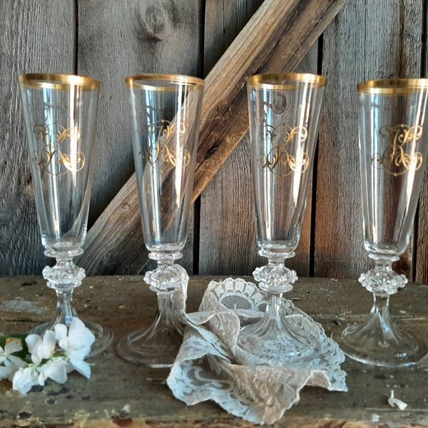 RARE! 4 belles et anciennes VERRES soufflées à la main * Gobelets à champagne * Verres à champagne avec monogramme KE de la période Biedermeier