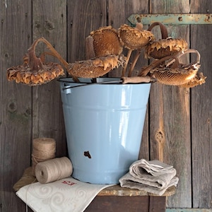 antique & large light blue-grey enamel bucket*bucket*water bucket*kitchen bucket*garden bucket*vintage bucket