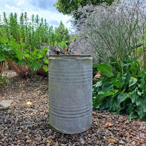 antique primitive zinc vessel*zinc barrel*antique zinc pot as flowerpot*plant pot*decorative vessel...antique zincware*garden decoration*farmhouse decoration