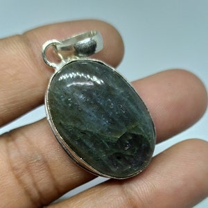 Natural Spectrolite Labradorite Pendant, Ultra BLUE Flash Labradorite Gemstone Pendant, fashion pendant, christmas gift, gift for him, love