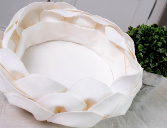 Corbeille Pétales en Lin Blanc