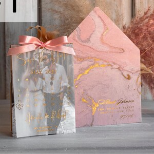 Elegante calendário de velino, cartões de reserva de data com foto, personalizado, casamento dourado, salve nossas datas, moderno, transparente, convite, laço