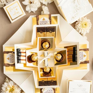 Exploding Box Hochzeit mit Pralinen & Geldfach – Personalisierbares Hochzeitsgeschenk – Handgemachte Geschenkbox in 3 Größen