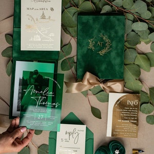 Boxed Velvet wedding invitation, Green Plexi glass Wedding Invitation Suite box, Golden garden Wedding Stationery Clear greenery acrylic Set