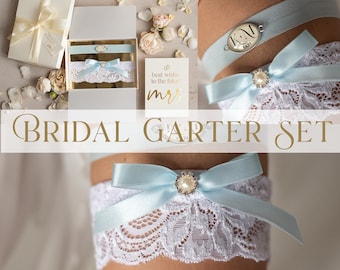Set aus zwei Strumpfbändern, Hochzeit Strumpfband in Box, etwas blaues Spitzen Strumpfband & personalisiertes Wurfset, Strumpfband für die Braut, Brautpartygeschenk für die Braut