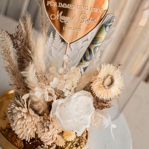 XXL Geschenkschachtel für Geld Geldgeschenk zur Hochzeit mit Strauß aus Trockenblumen personalisiert Reagenzglas für Geld gift box for money