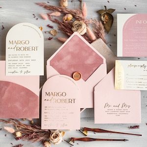 Custom Wedding invitations velvet dusty pink pocket, Elegant Arch Wedding Invitations, Gold Wedding Invitation Suite,  Luxury wedding Cards