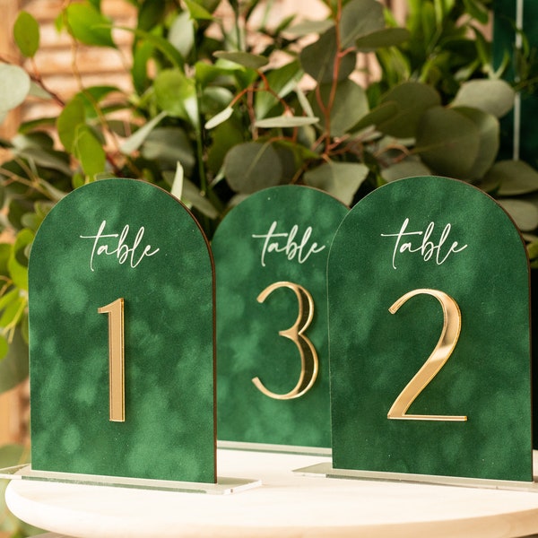 Arch Table Number, Luxury Green Velvet Arched Table numbers with acrylic stand, green and Gold Wedding Table Decor, 3D Golden Letters, GV