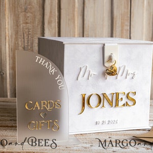 Witte geschenkdoos met hartvormig slot en kaarten Geschenkenbordset fluweel Klassieke bruiloftwensput geldgeschenkdoos Gepersonaliseerde gouden doos