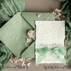 Maßgeschneiderte geprägte blind Salbei grün, Goldene Hochzeits-Einladung greenery deboss Rosen-Blumenhochzeits-Einladung Boho-Garten-Einladungsreihe