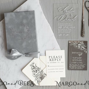 Luxury Silver Foil Wedding Invitation Box, Acrylic invitation in Velvet Box, Romantic Velvet Wedding Cards